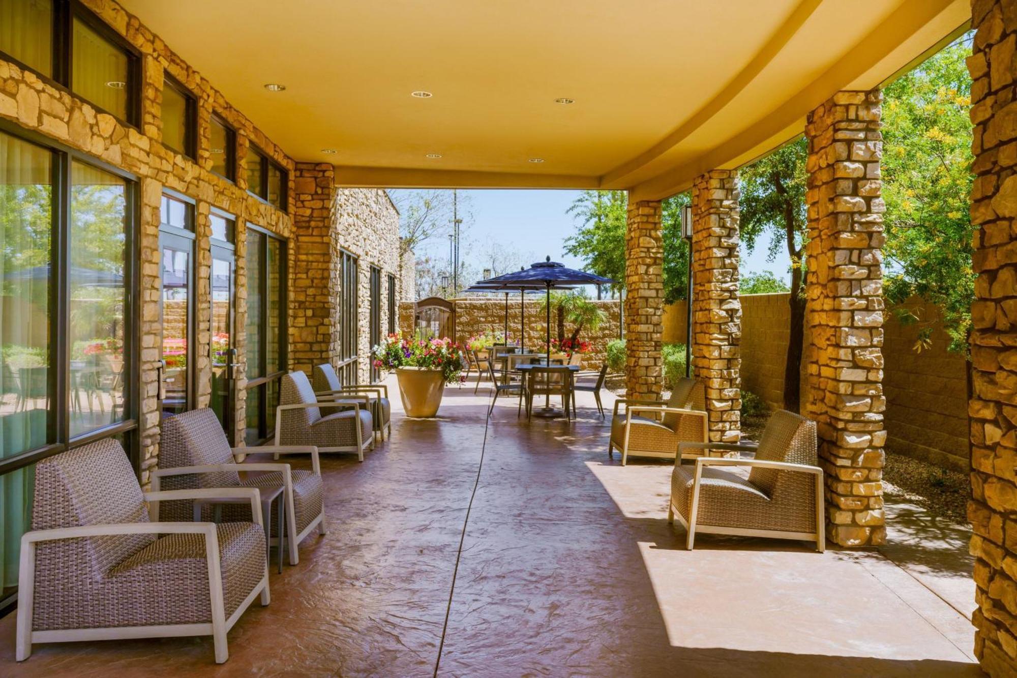 Courtyard By Marriott Phoenix Mesa Gateway Airport Eksteriør bilde