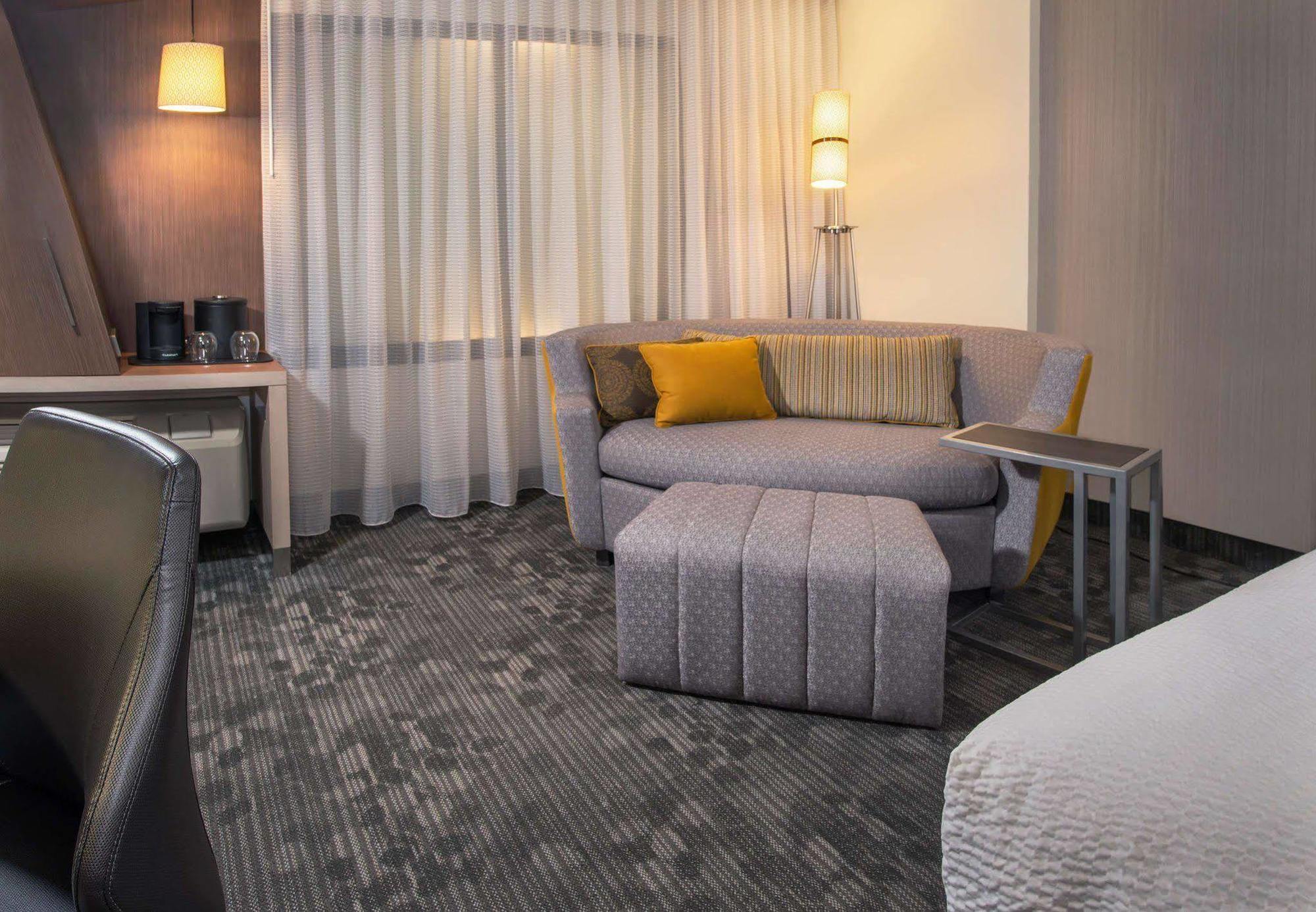 Courtyard By Marriott Phoenix Mesa Gateway Airport Eksteriør bilde